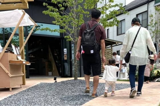 Middle Earth Village マルシェ